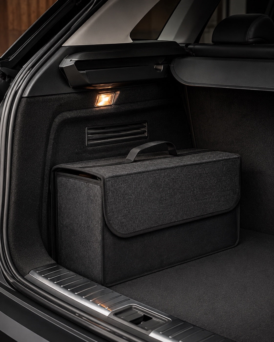 1-Pack Car Trunk Organizer: Foldable Storage Box with Durable Fabric, Built-in Handles for SUVs, Sedans & Trucks